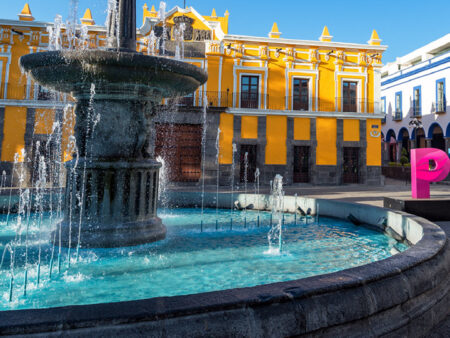Inmobiliare Gobierno de Puebla presenta plan de acción para sector turístico