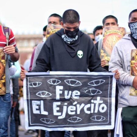 AMLO rechaza que Fuerzas Armadas presionen al gobierno en caso Ayotzinapa – El Sol de Puebla