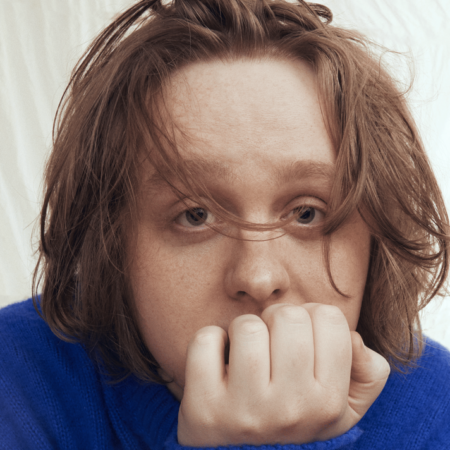 Lewis Capaldi: Entre el humor y del desamor – El Sol de Puebla