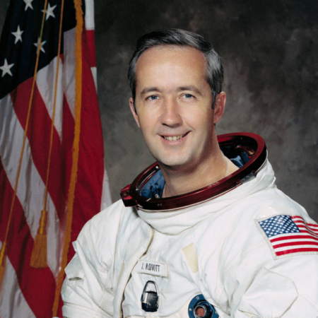 Muere James McDivitt, astronauta que preparó la misión a la Luna de la NASA – El Sol de Puebla