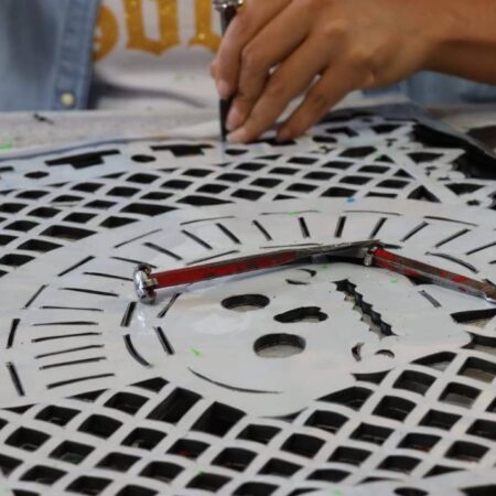 Video: Alumna confunde el papel picado para la ofrenda y se vuelve viral en redes – El Sol de Puebla