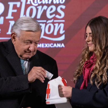 AMLO invita a participar en la colecta 2022 para la Cruz Roja y coopera con mil 700 pesos – El Sol de Puebla