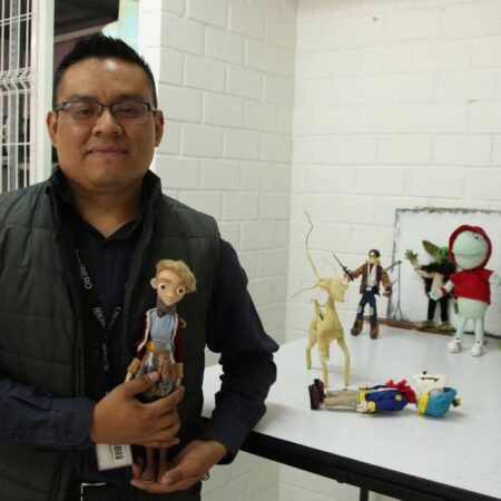 Antonio Pedroche, docente IBERO Puebla, participó en la película animada Pinocho – El Sol de Puebla