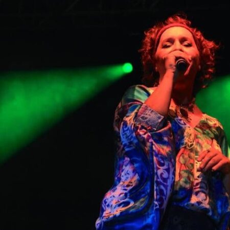 Compartir es lo que nos salva: Tonana – El Sol de Puebla