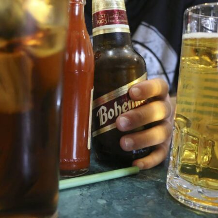 Aprueban multas de hasta 51 mil pesos por venta de alcohol en cocheras y viviendas – El Sol de Puebla