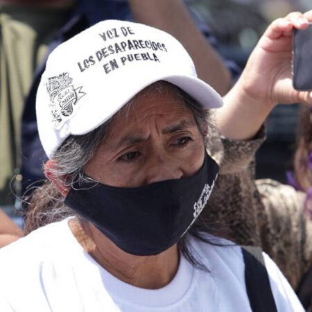 Ellas no festejan el Día de las Madres, buscan a sus hijos en fosas clandestinas – El Sol de Puebla