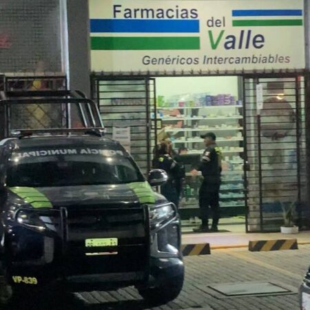 Sujetos armados asaltan una farmacia en la colonia Granjas Puebla – El Sol de Puebla