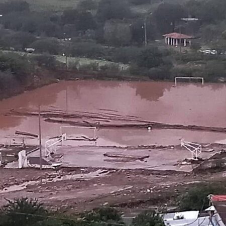 Desbordamiento de barranca en Chila de la Sal deja graves afectaciones
– El Sol de Puebla