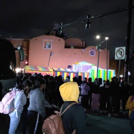 Normalistas amagan con mantener bloqueo en el bulevar 5 de Mayo toda la noche – El Sol de Puebla