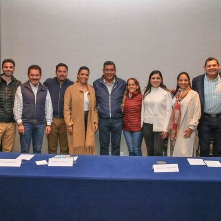 Salomón Céspedes reúne a los siete aspirantes de Morena a la gubernatura de Puebla – El Sol de Puebla