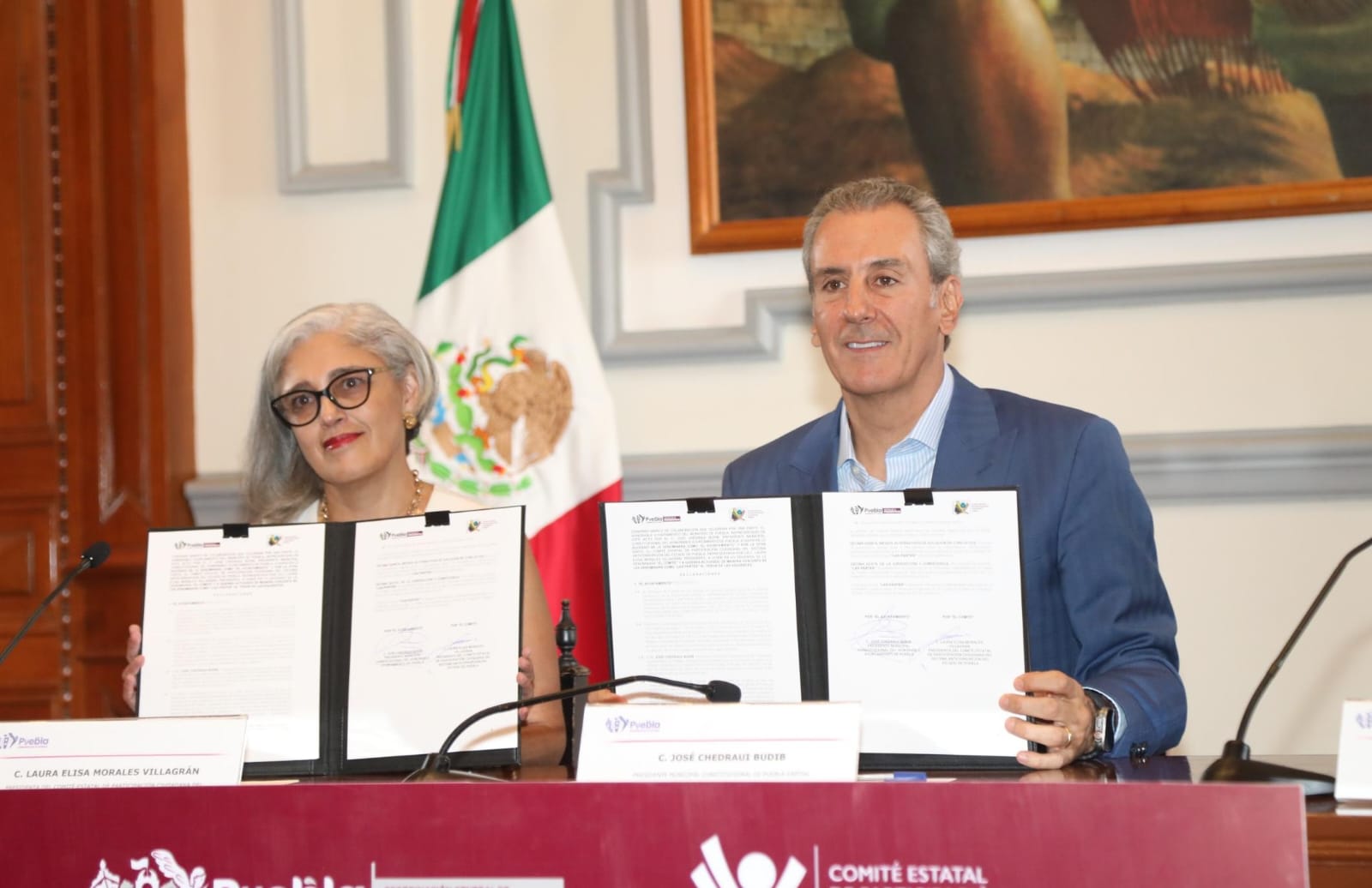 Pepe Chedraui firma convenio
