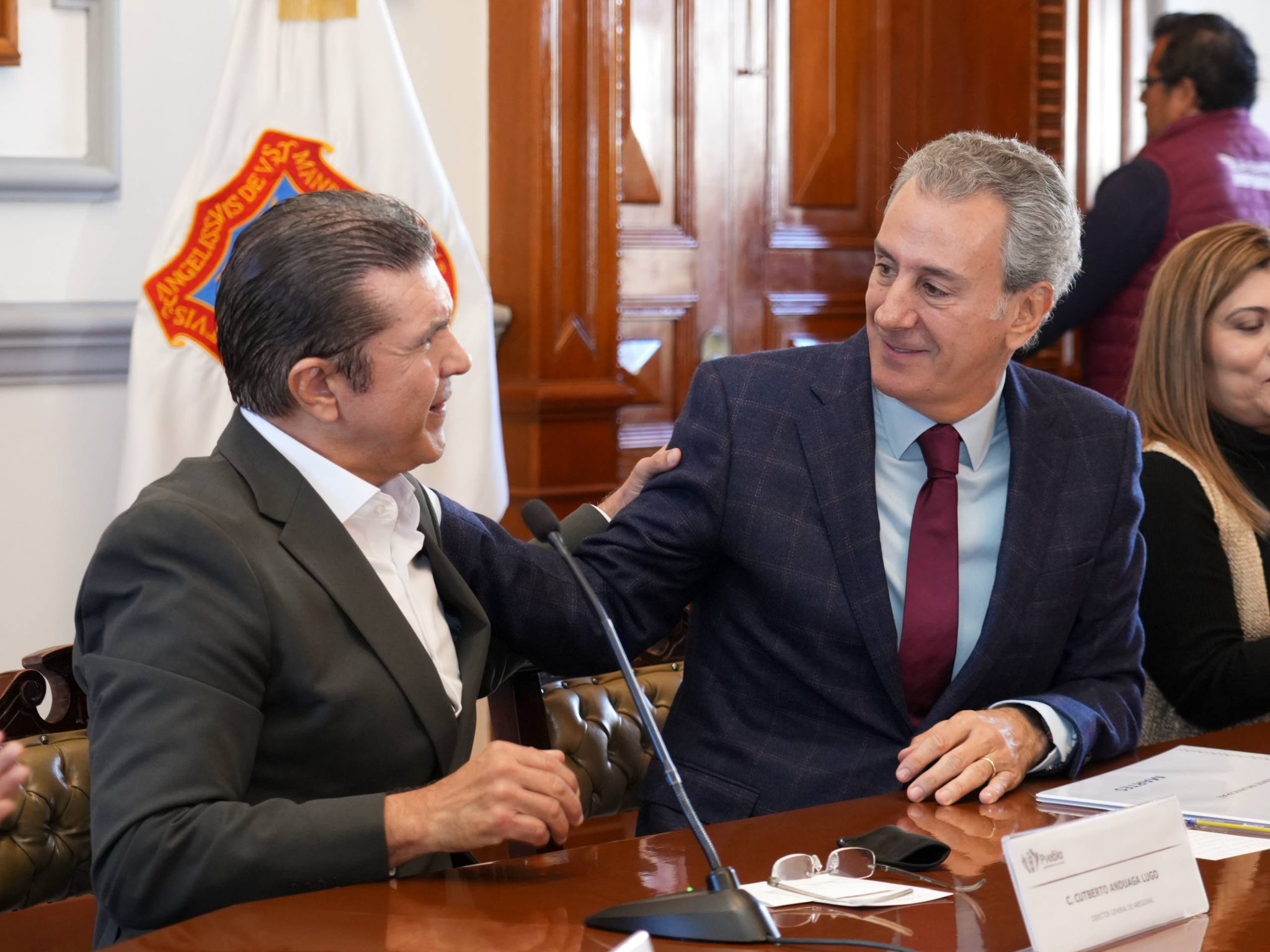 Pepe Chedraui transparente