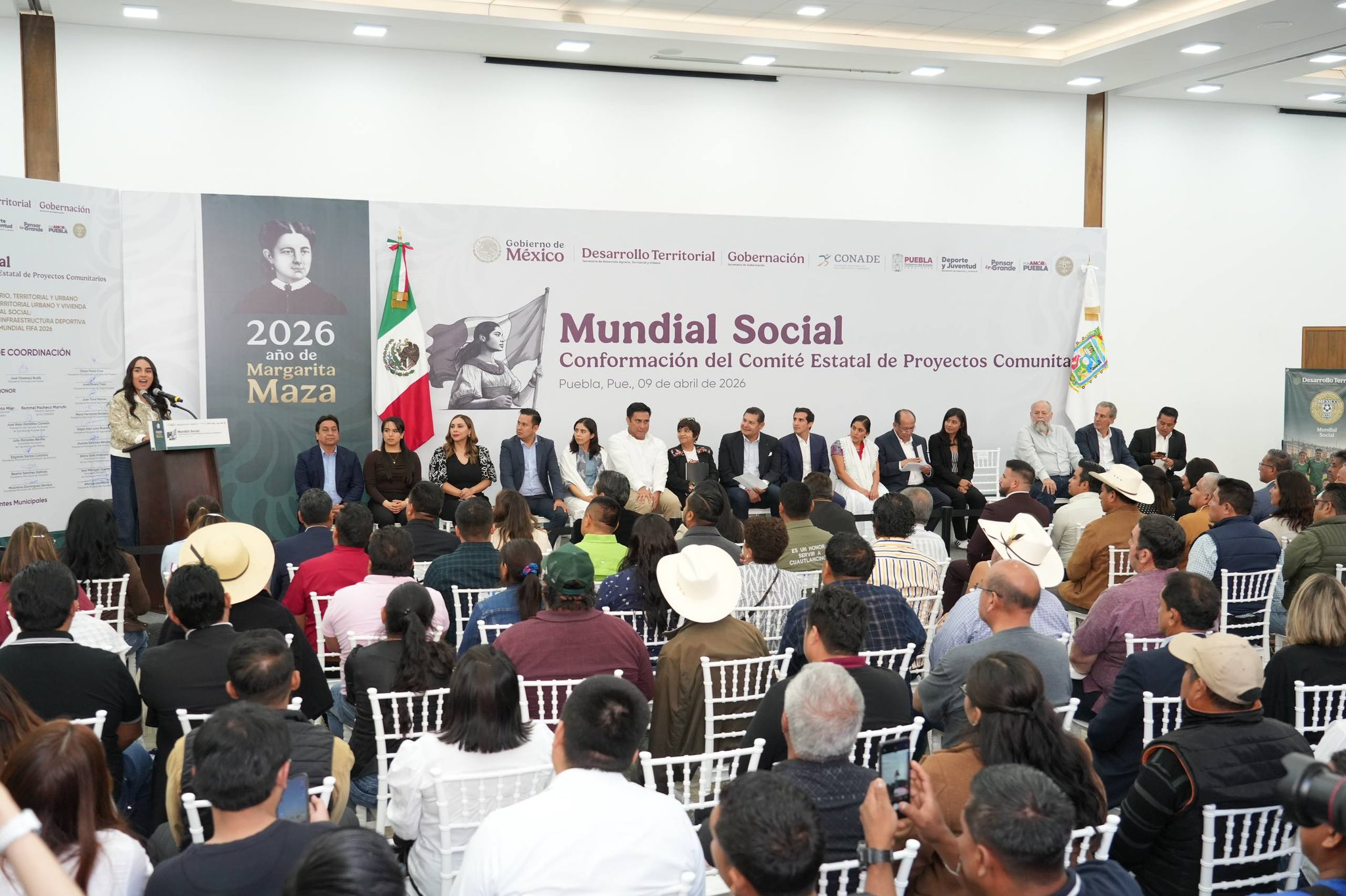 Pepe Chedraui firma convenio y se suma al avance del Mundial Social en Puebla