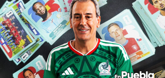 Pepe Chedraui impulsa megaintercambio de estampas del Mundial en el Zócalo